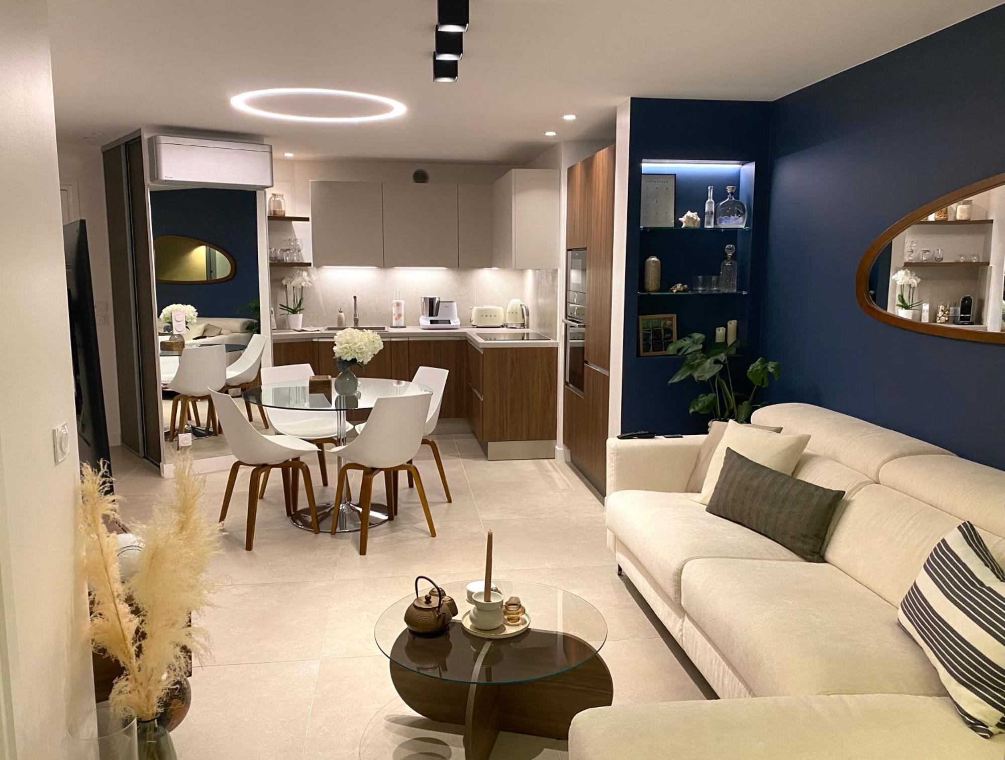 Appartement Luxe Vue Mer Et Collines Avec Piscine Mandelieu Exteriör bild